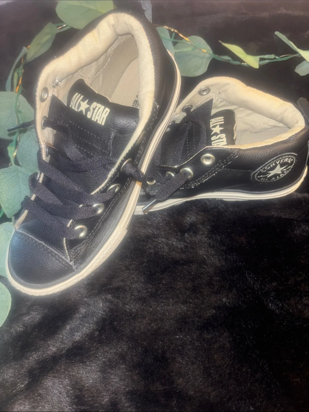 Converse Kids Black Leather Low-Top All Star Sneakers